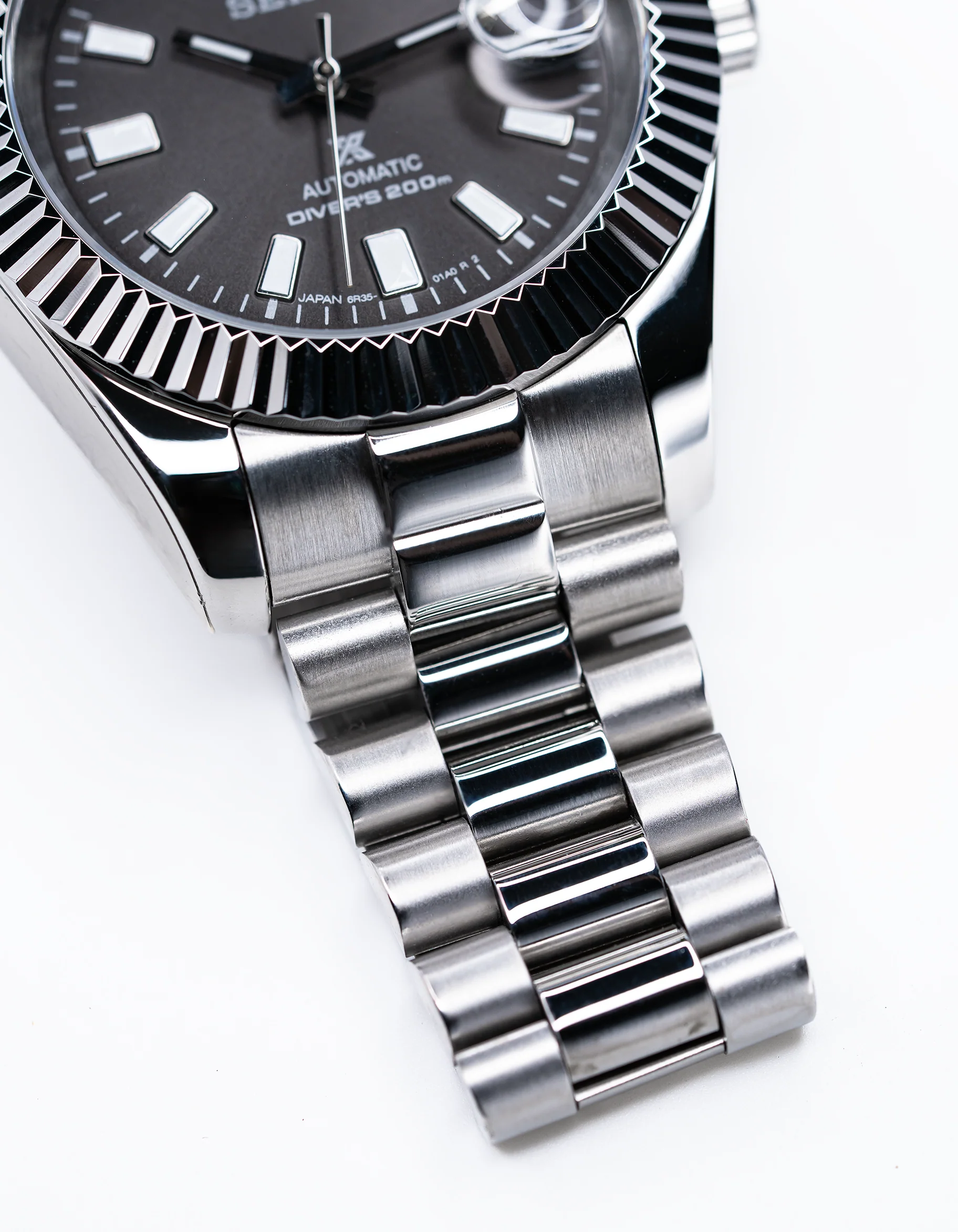 MODEL . 74S - Image 3