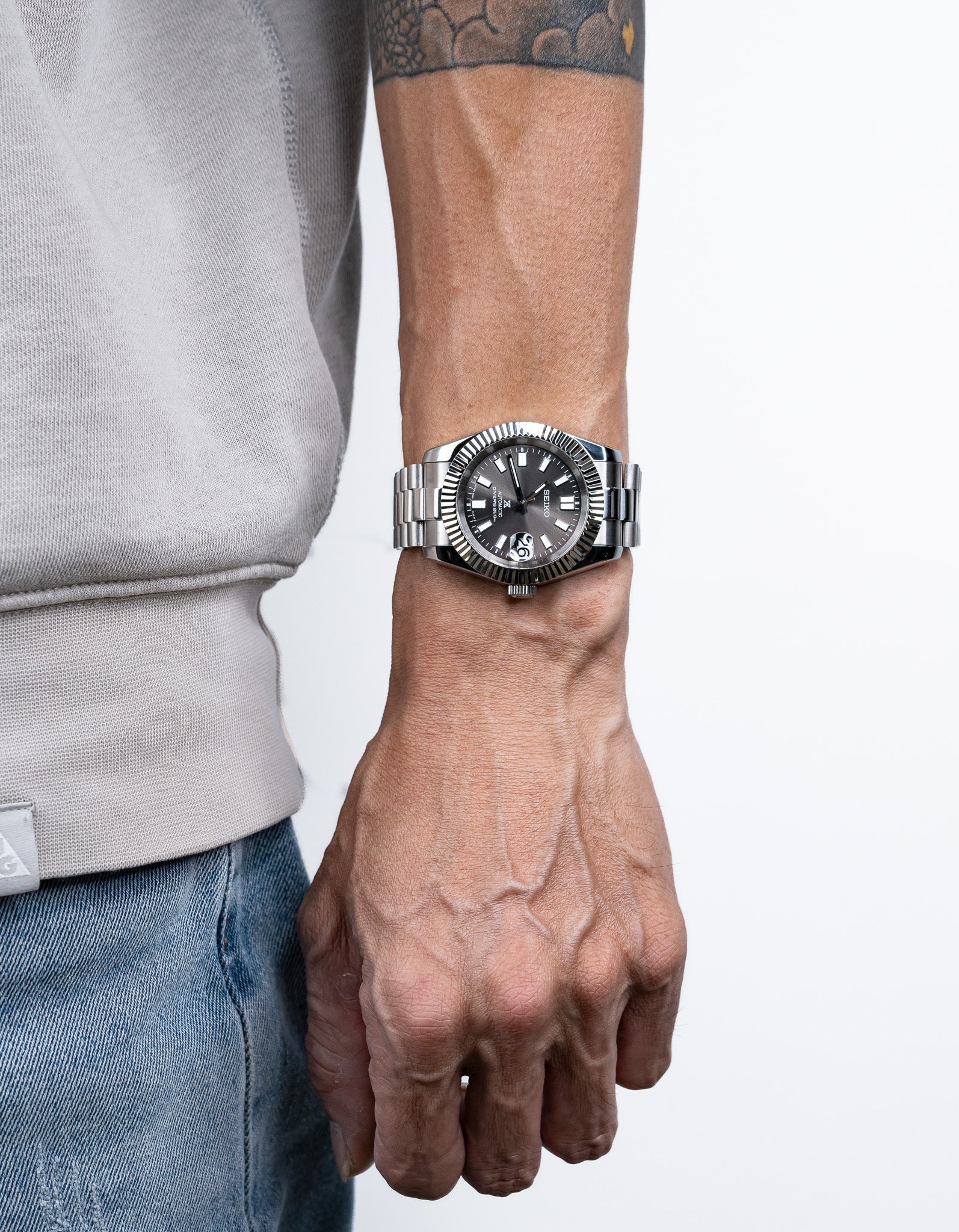 MODEL . 74S - Image 7