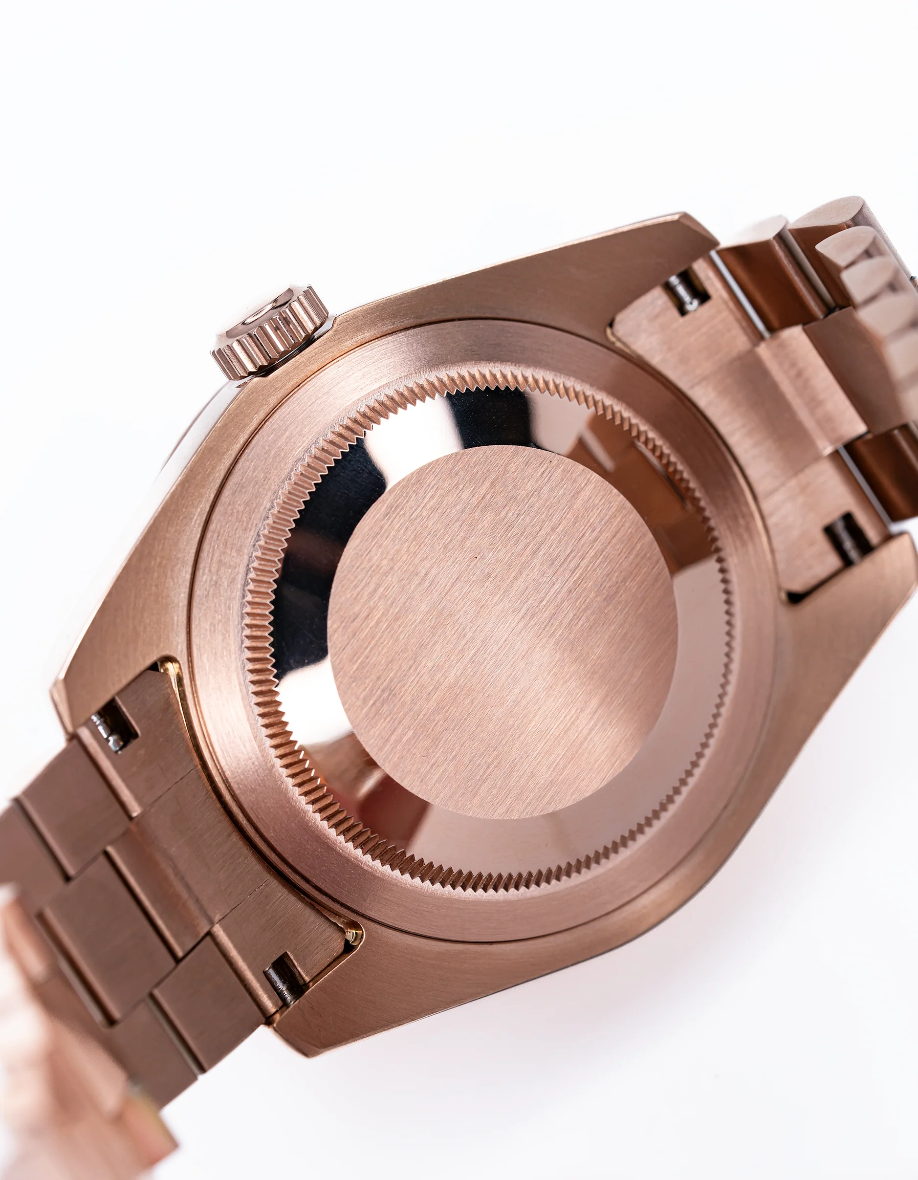 MODEL . 01S - Image 6