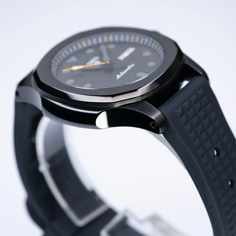 MODEL . 170R - Image 3