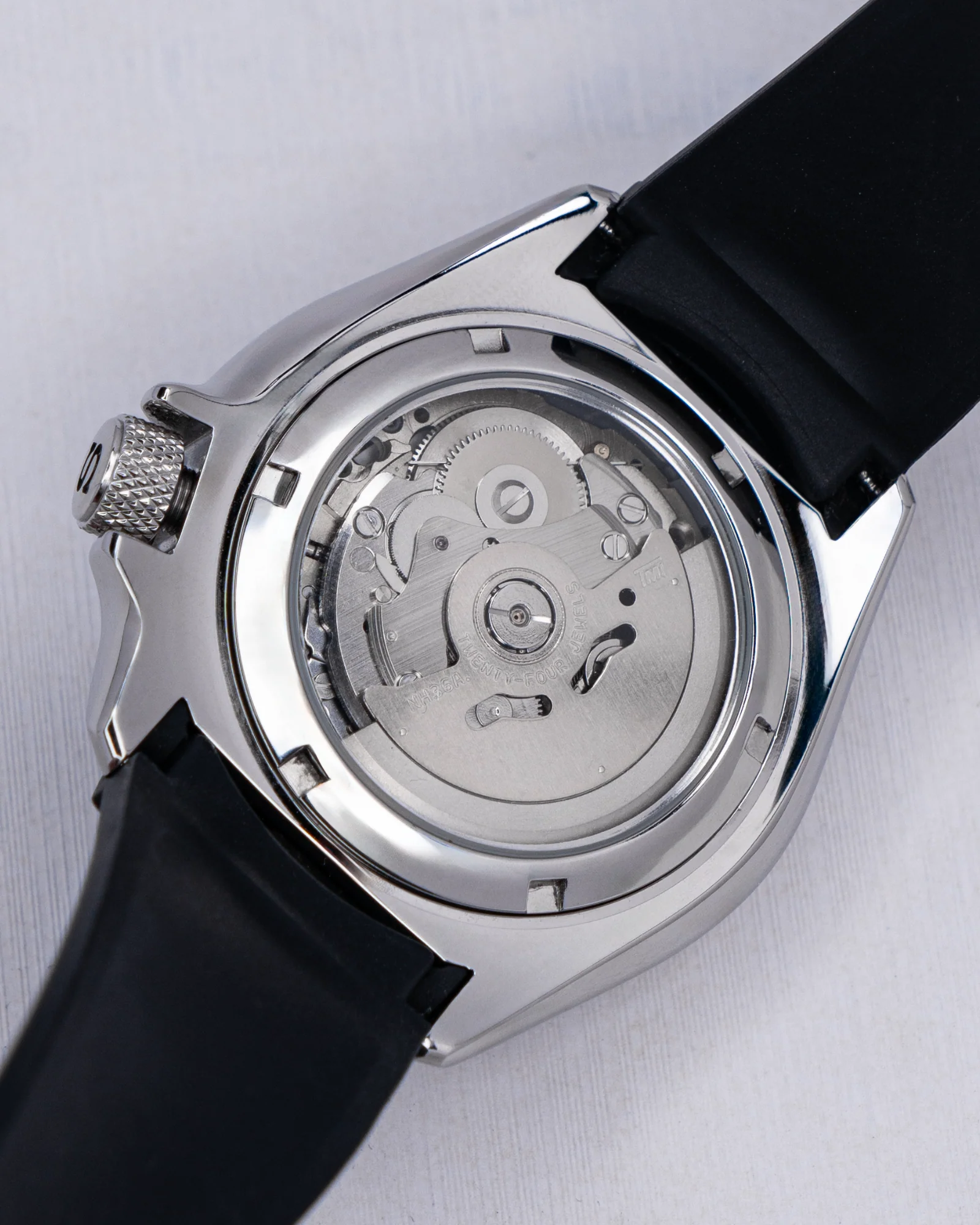MODEL . 37S - Image 3