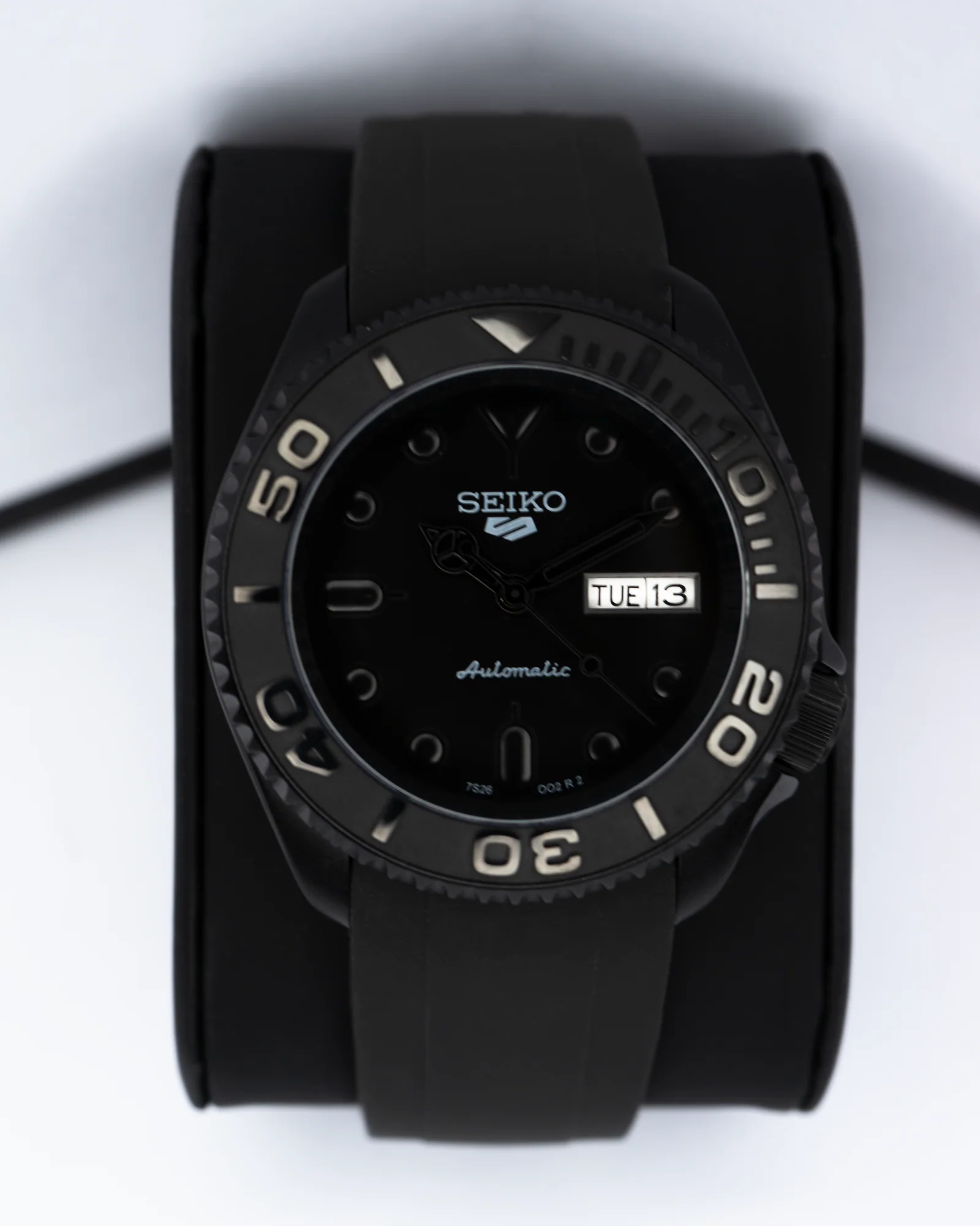 MODEL . 05R - Image 4