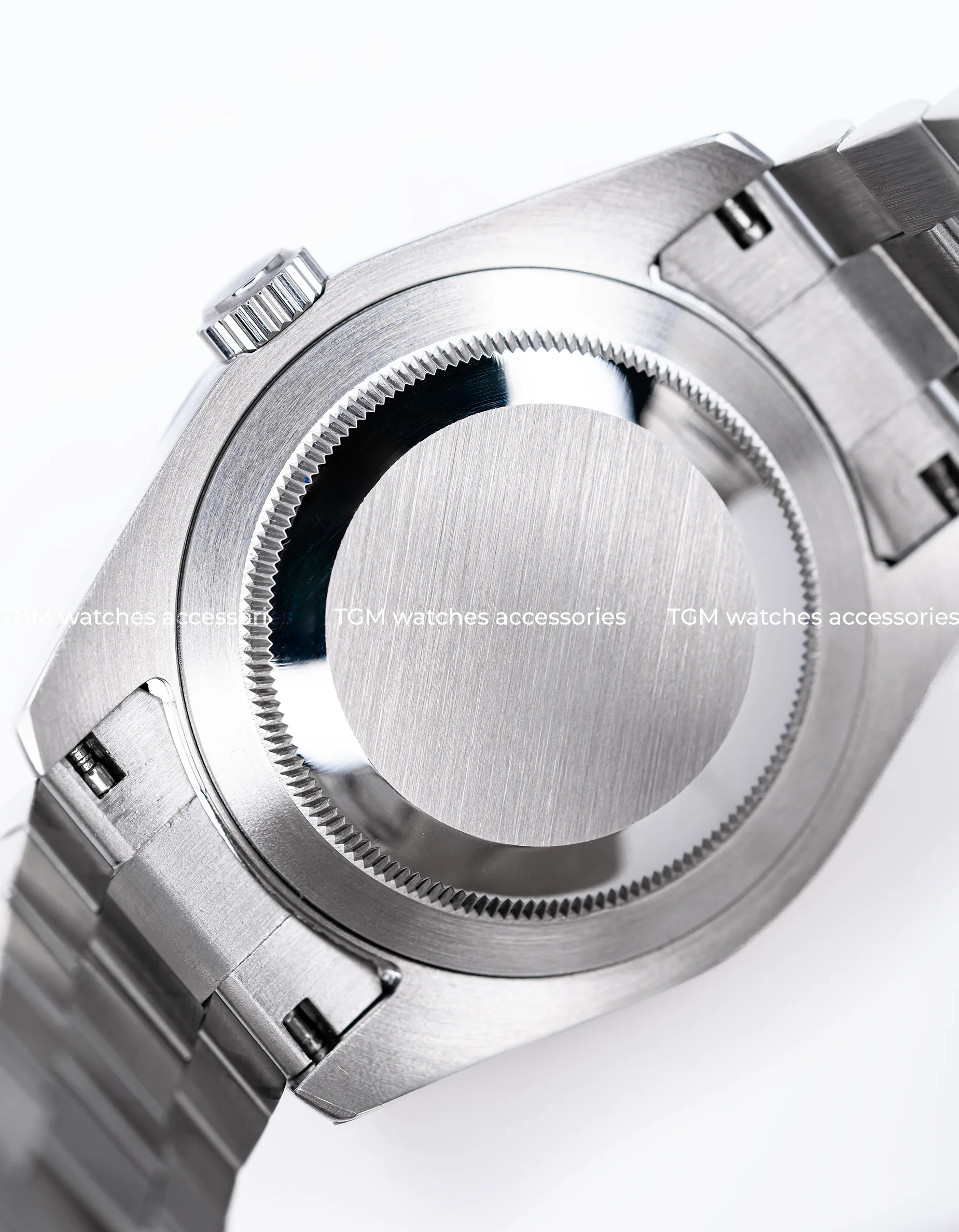 MODEL . 104S - Image 6