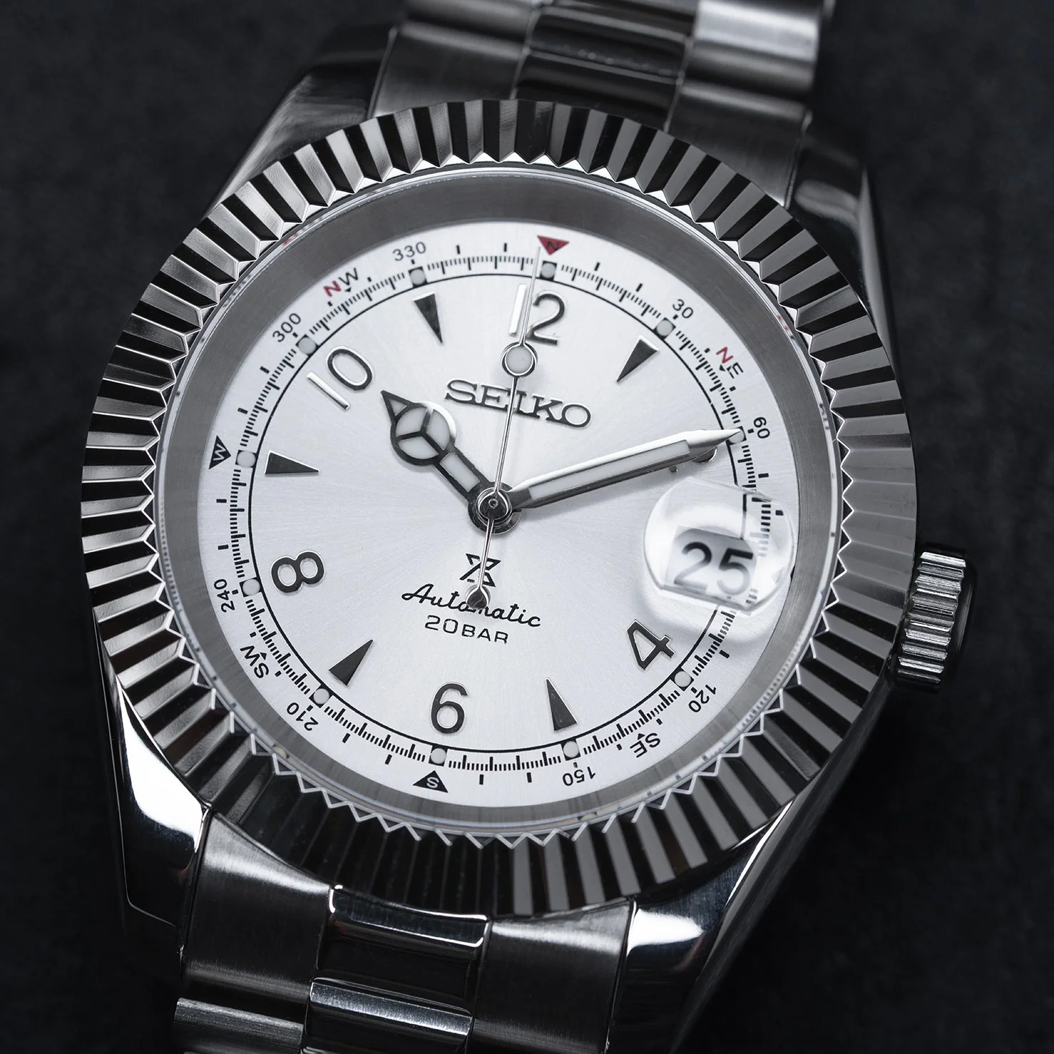 MODEL . 109S - Image 6