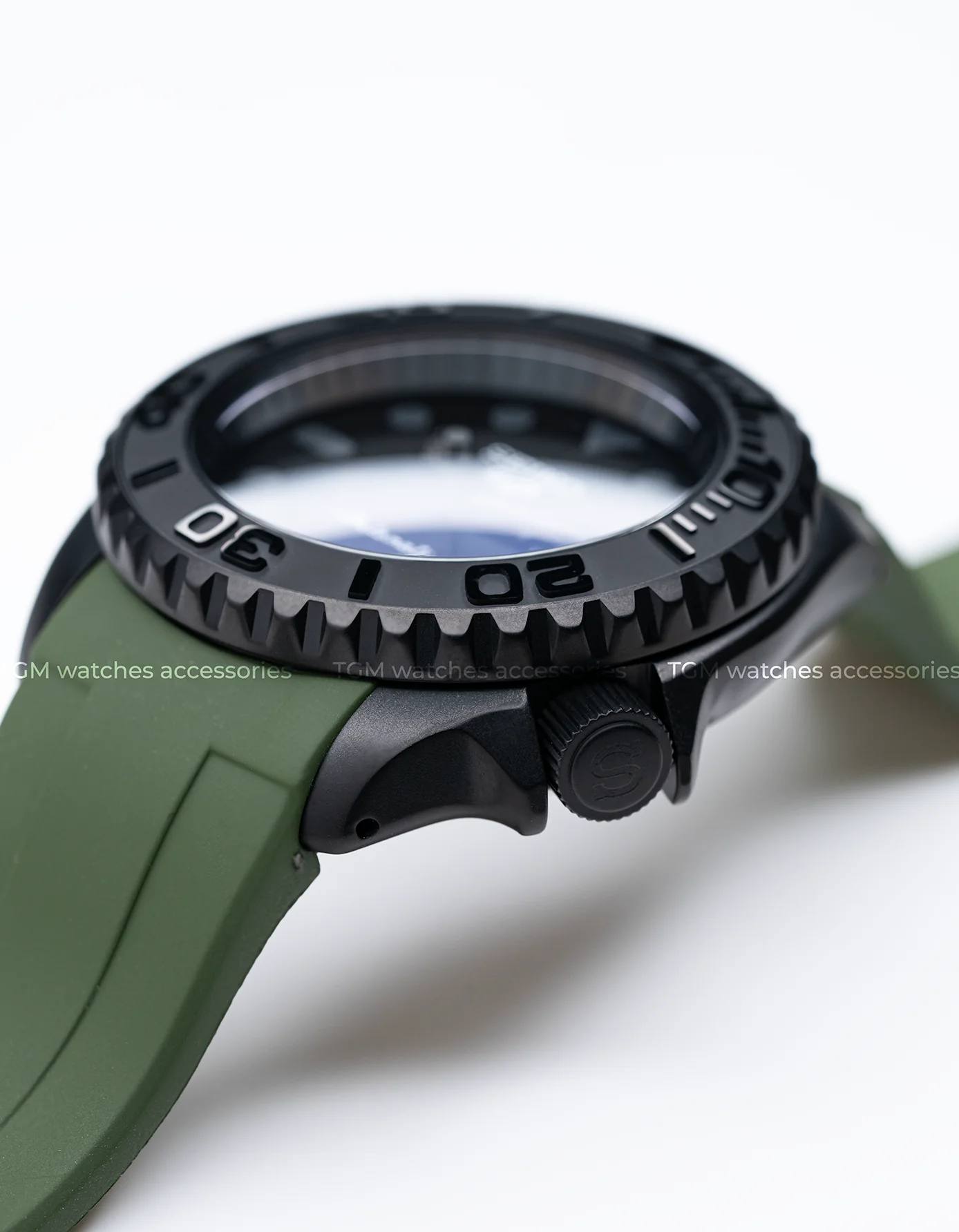 MODEL . 06RI - Image 4