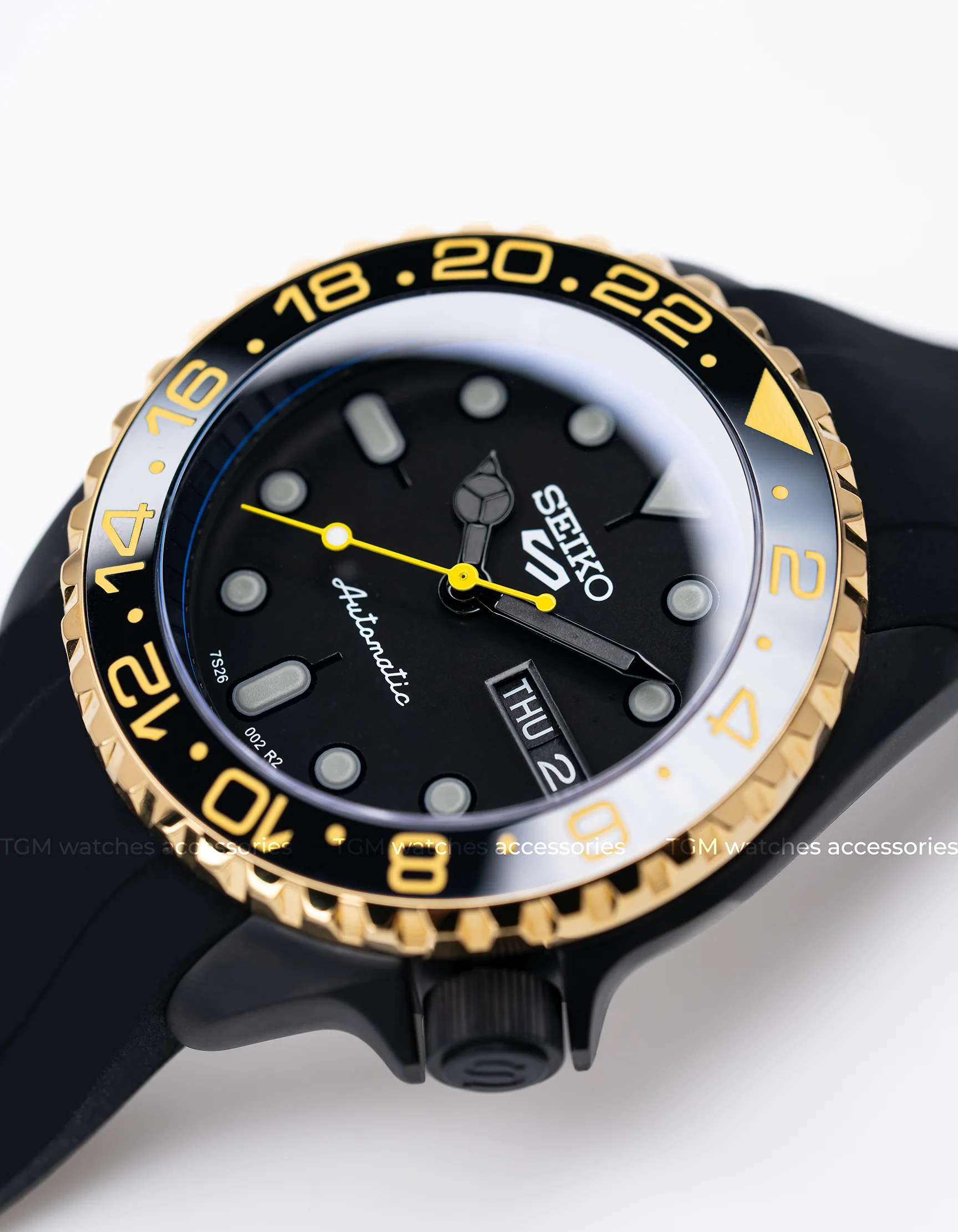 MODEL . 121R - Image 3