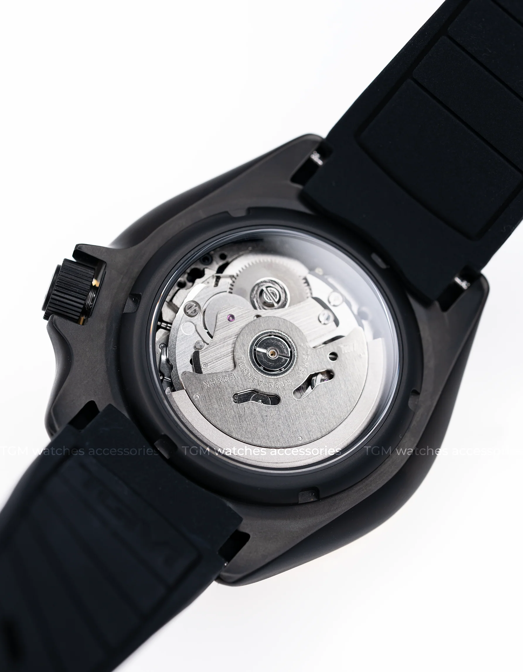 MODEL . 121R - Image 6