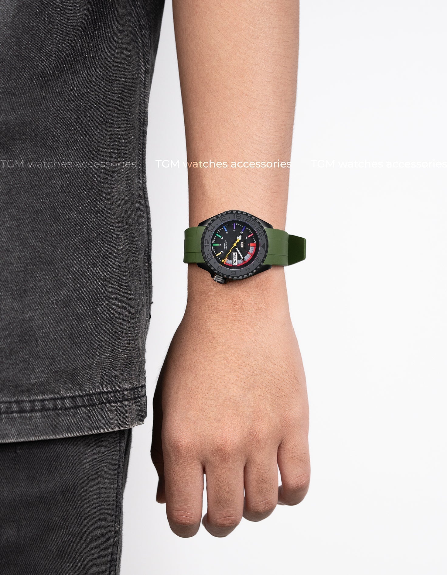 MODEL . 126R - Image 6