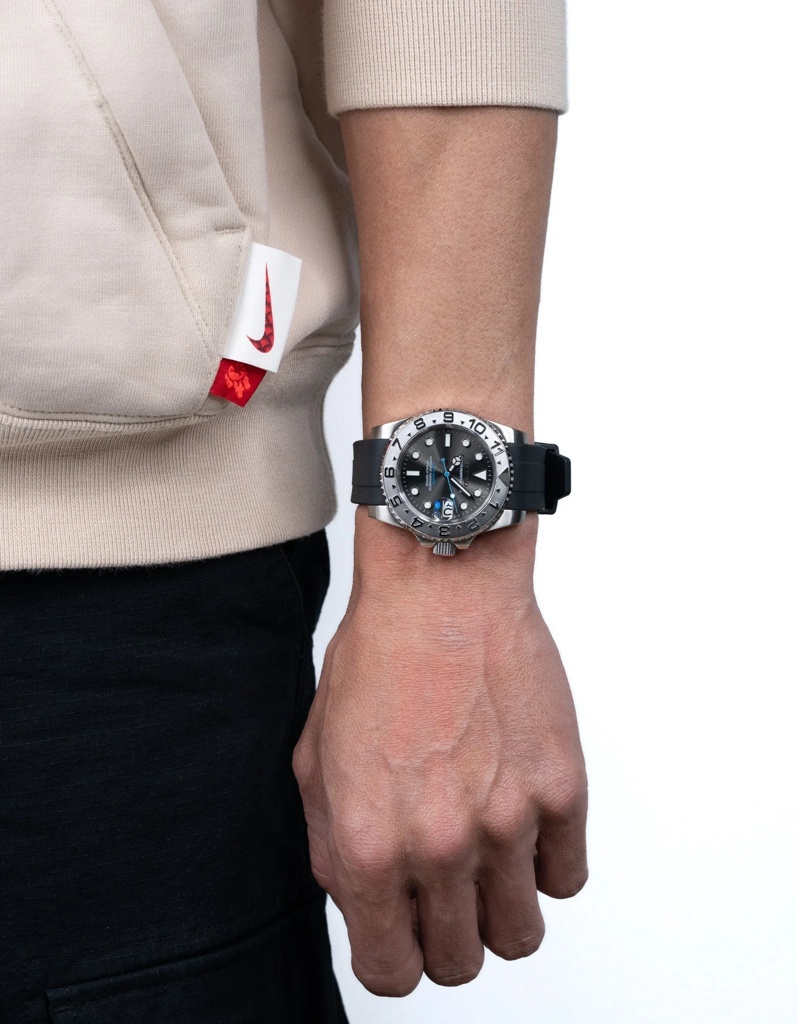 MODEL . 153R - Image 3