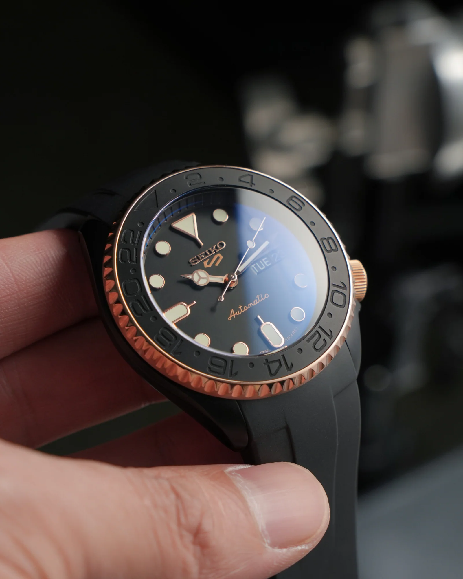 MODEL . 21R - Image 5