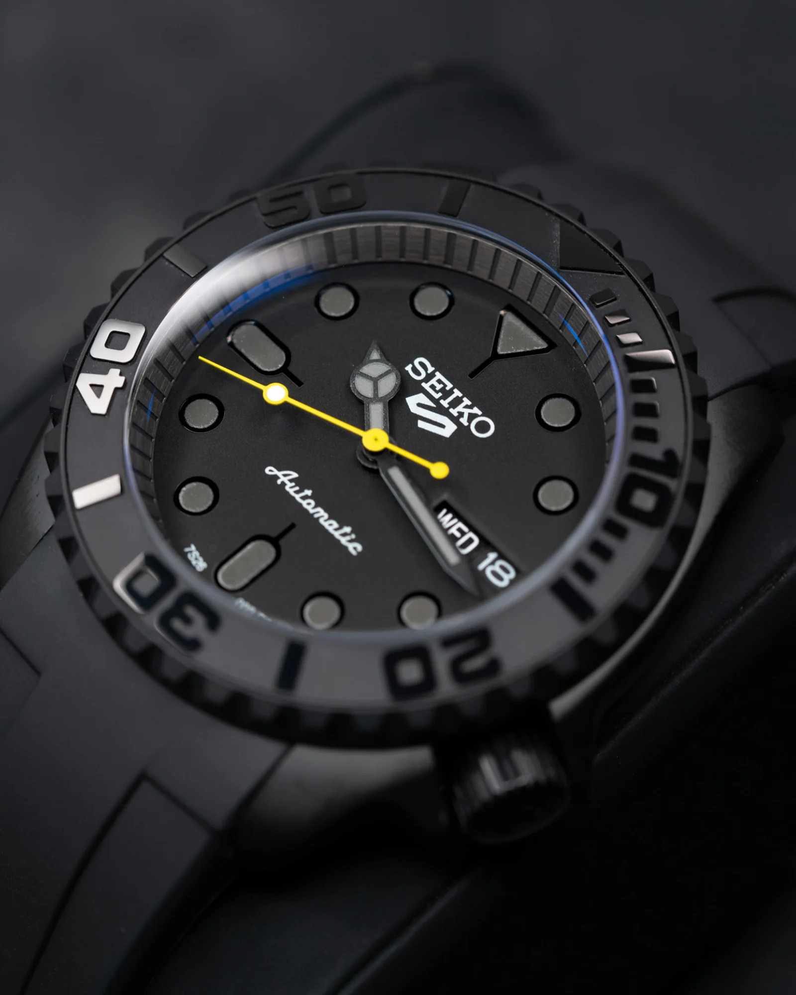 MODEL . 53R - Image 2