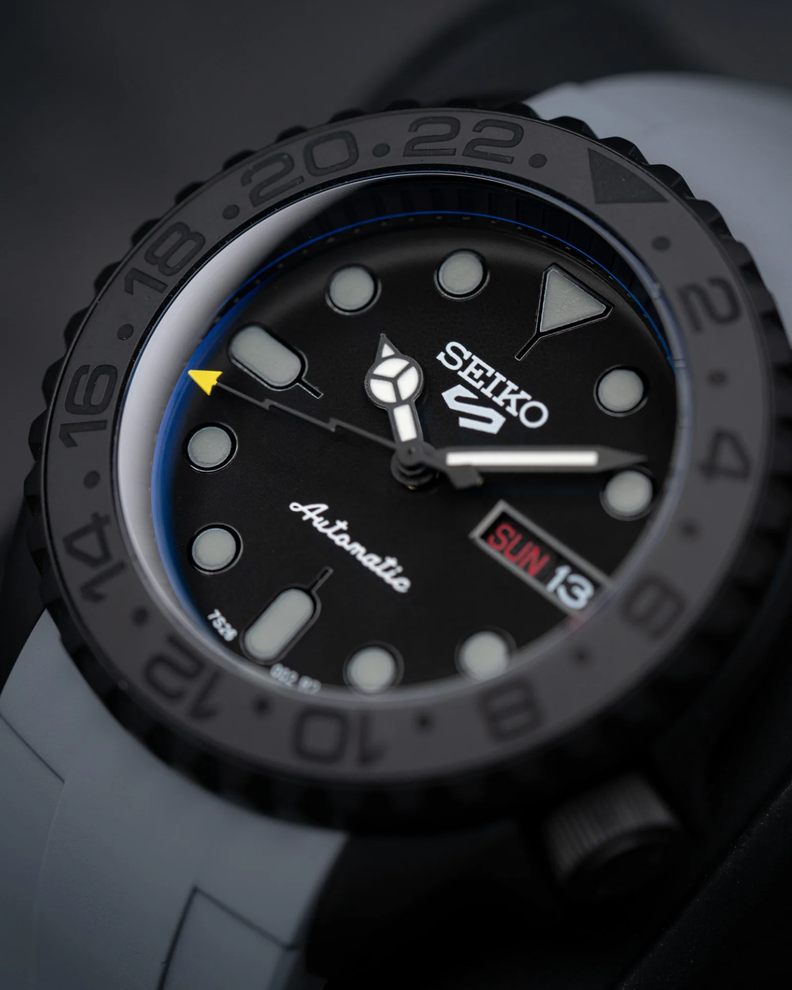 MODEL . 54R - Image 2