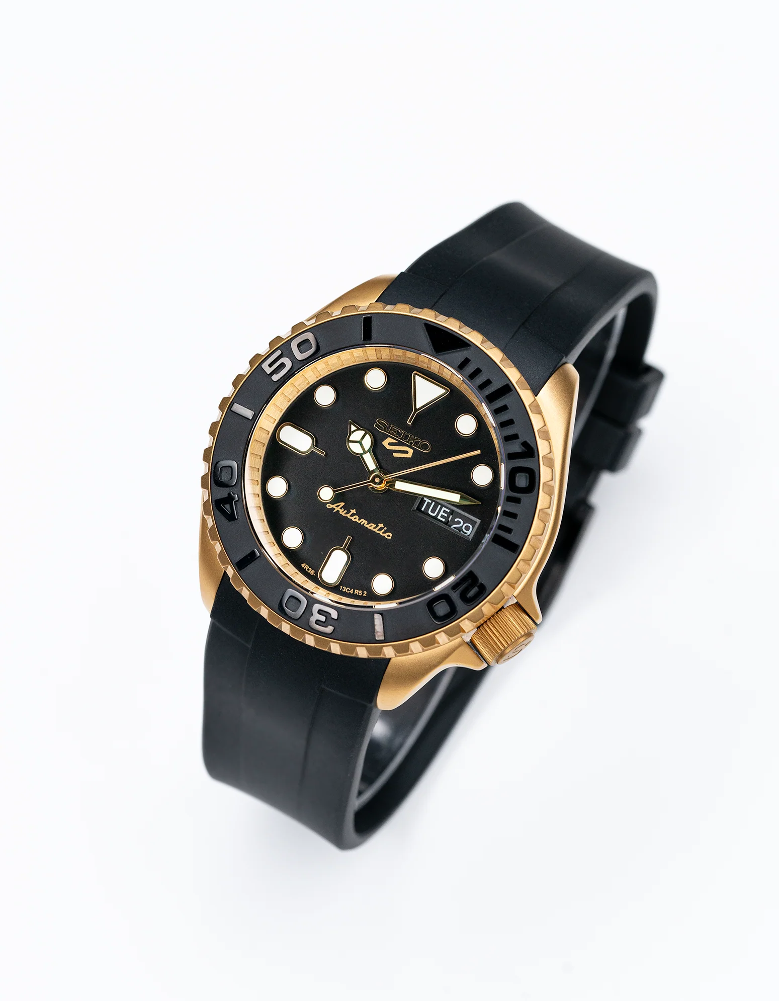 MODEL . 62R - Image 2