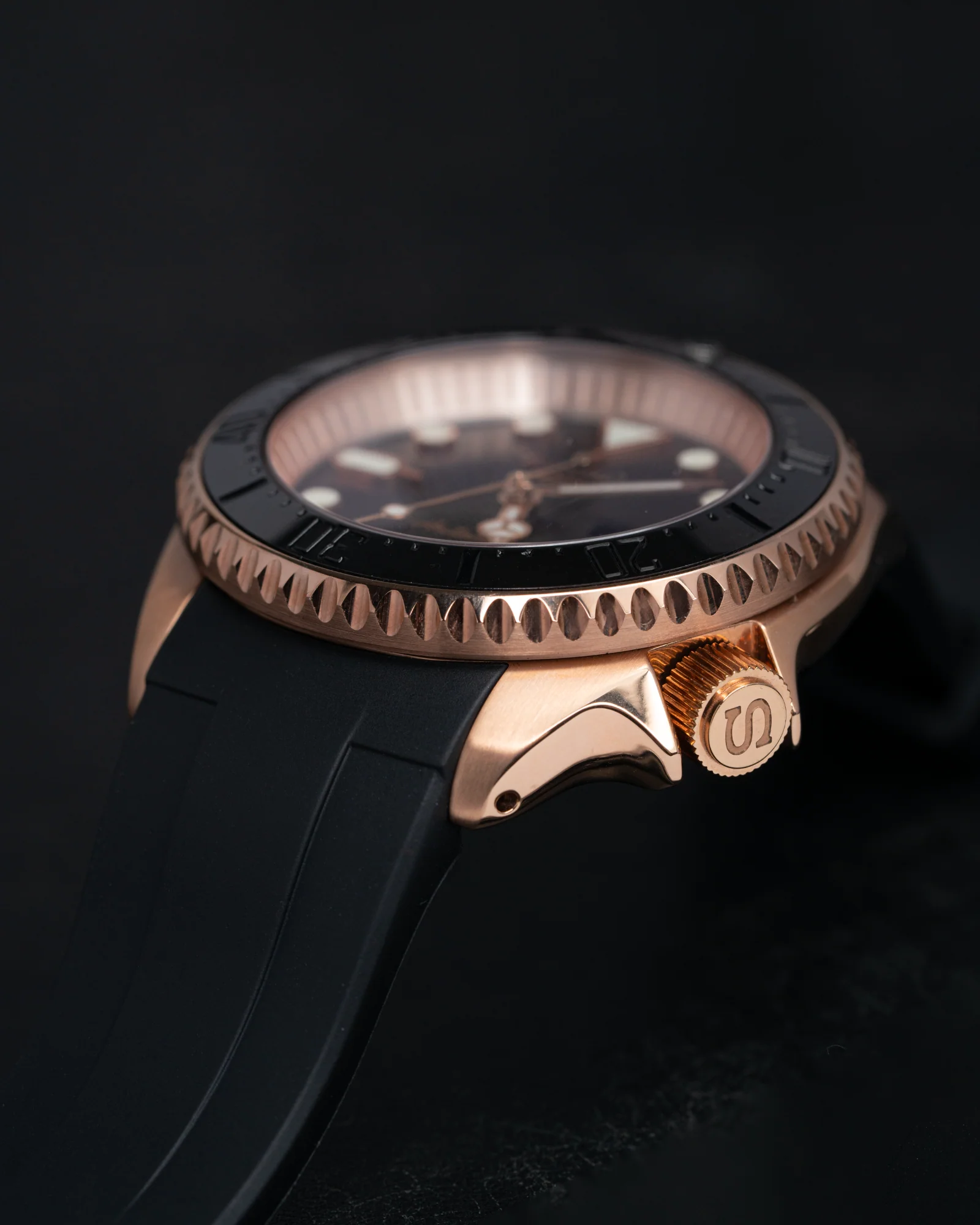 MODEL . 85R - Image 3