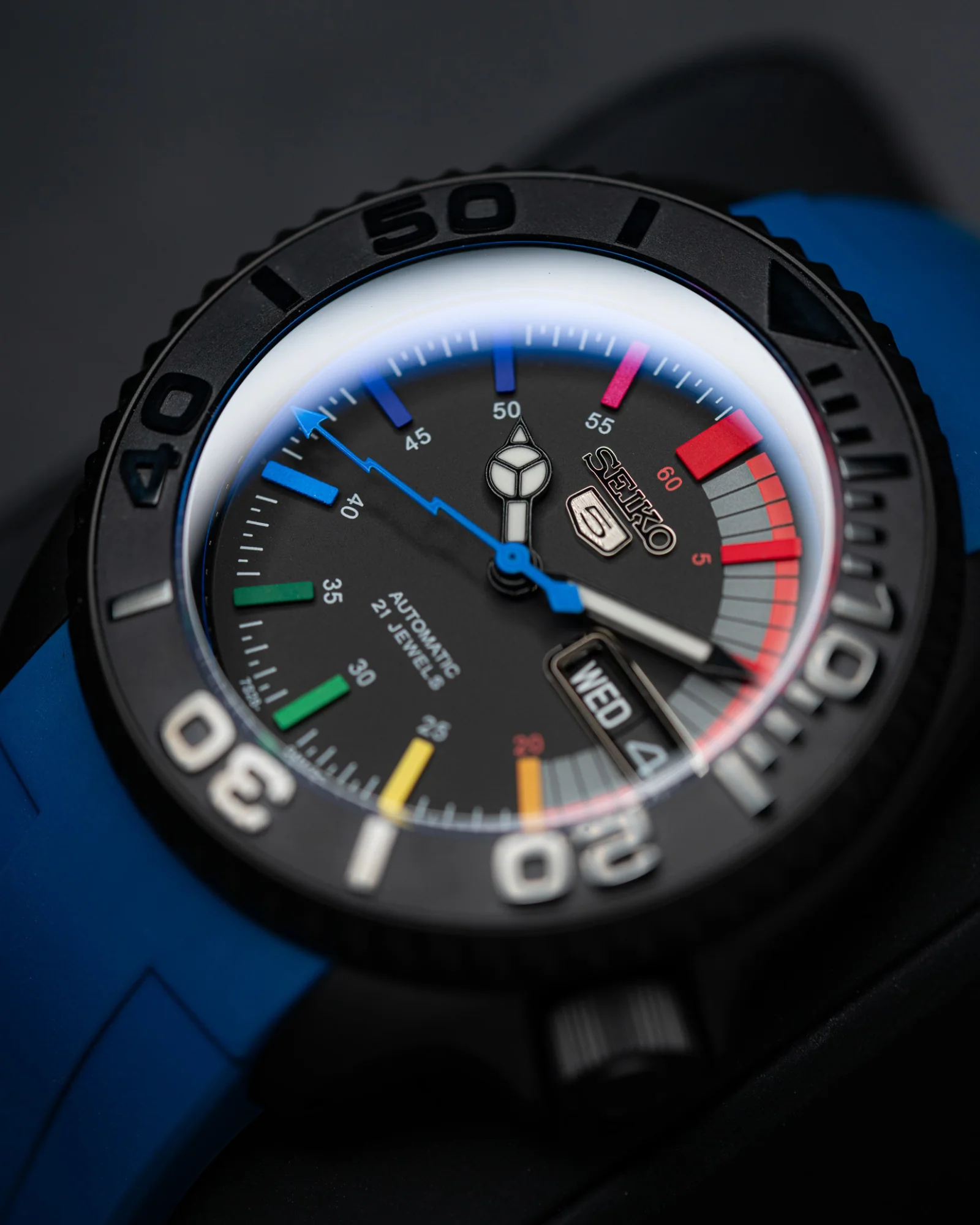 MODEL . 89R - Image 2